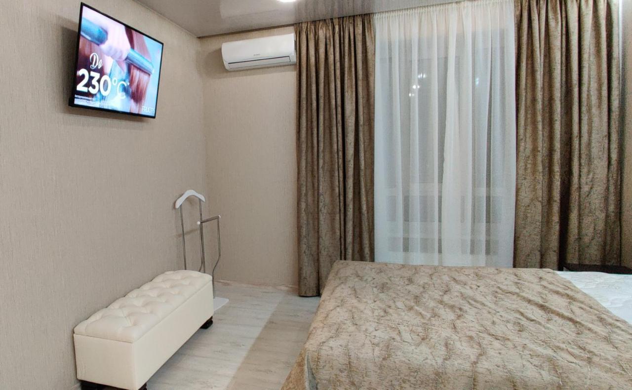Luxury Apartments Atlant Lutsk Ngoại thất bức ảnh